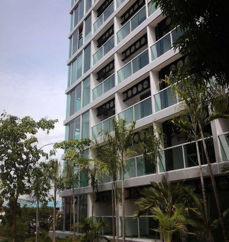 Park Royal 2 By Homelicious Hospitality Hotel Pattaya